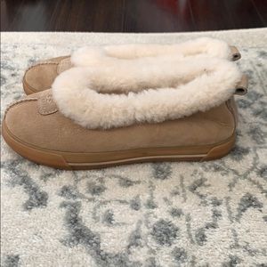 UGG Australia slipper shoes